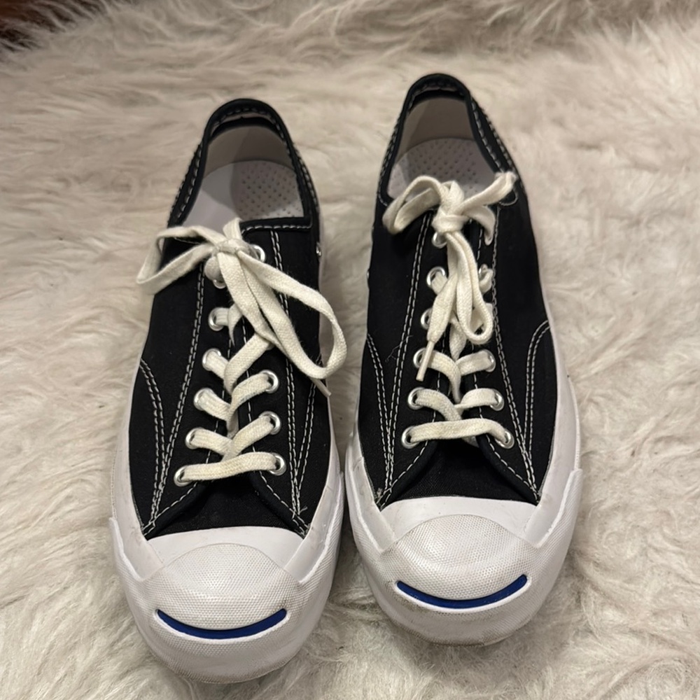 Converse Jack Purcell Men's Black and White Sneakers size 61/2M/8W pre-owned.